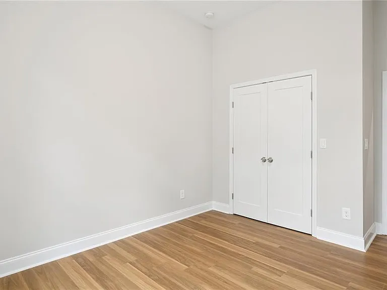 2295 Brandon Ct NE — Photo 15