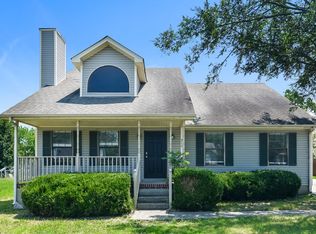 312 Pine Ridge Ln, La Vergne, TN 37086