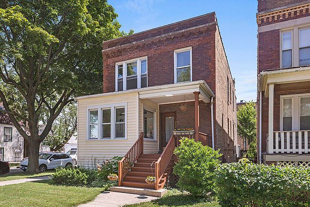 1st image of 3757 N St Louis Ave