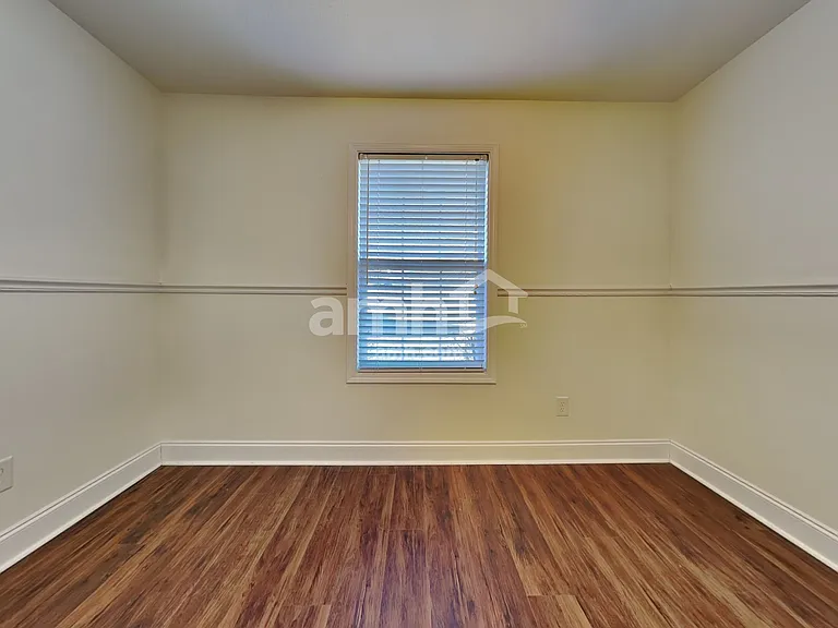 7800 Wisdom Ln — Photo 14