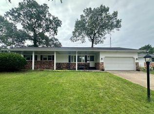 1557 Marlboro Rd, Muskegon, MI 49441