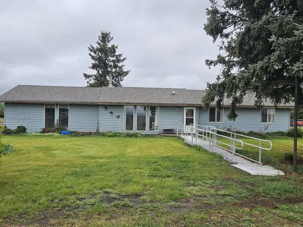 2929 SW Eureka Ln, Madras, OR 97741