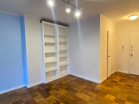 Rented by REAL New York | media 4