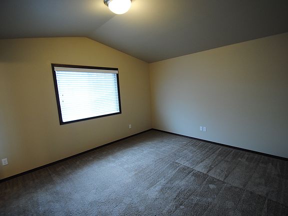 5th image of 4754 145th Pl NE