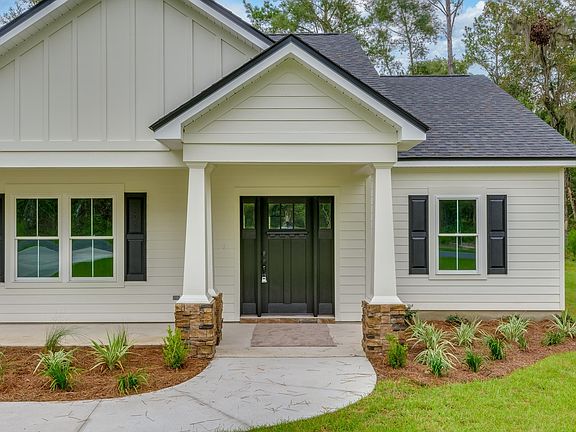 2nd image of 32 Getaway Ln
