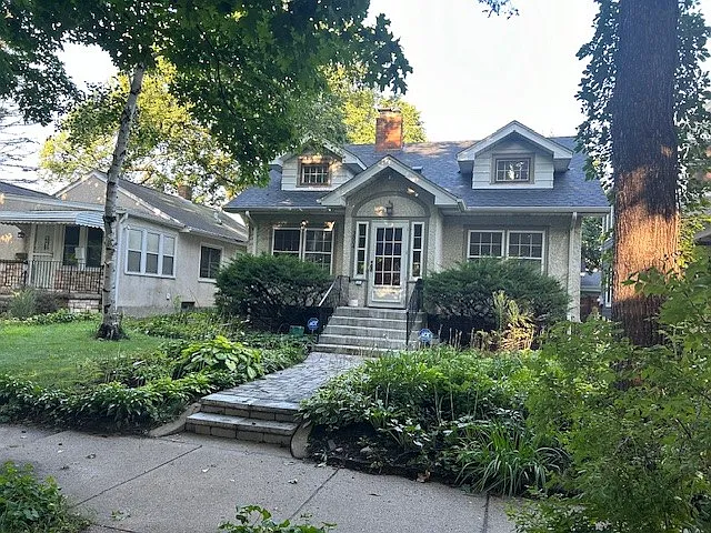 3804 48th Ave S — Photo 1