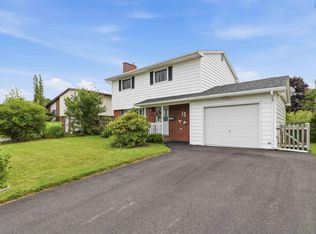 12 Briarlynn Cres, Cole Harbour, NS B2V 1K6
