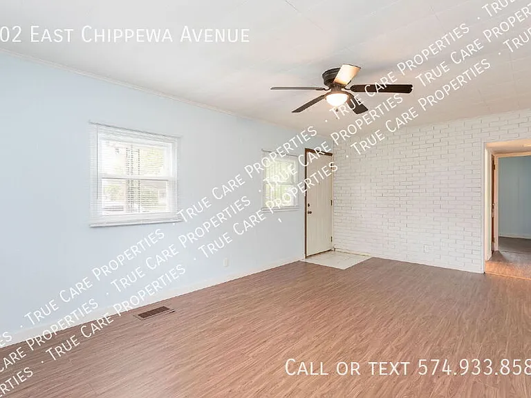 402 E Chippewa Ave — Photo 3