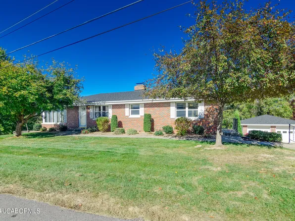1003 E Benton St, Linn, MO 65051