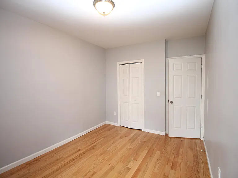 222 Irving Pl #4 — Photo 11