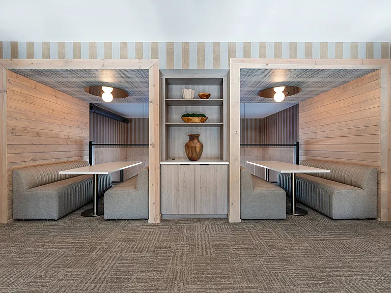 Co-working Stations