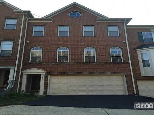 1st image of 408 Stanton Pl
