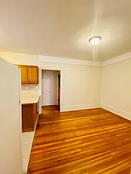 Rented by Zikos Realty Services