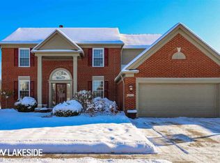 49622 Lehr Dr, Macomb, MI 48044
