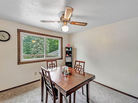 5th image of 1540 Woodsdale Ave