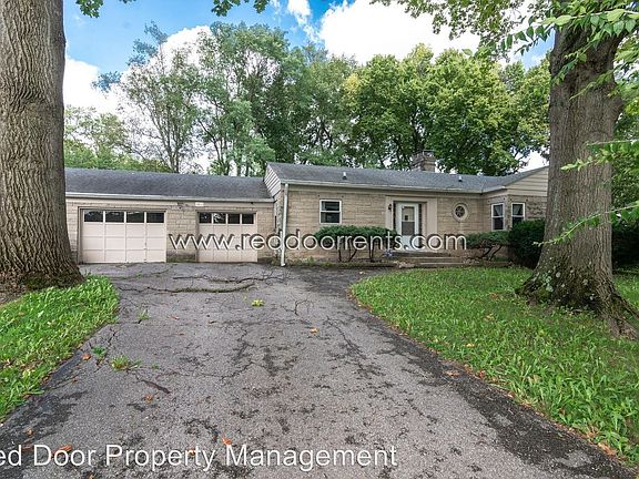 4th image of 2833 N Warman Ave