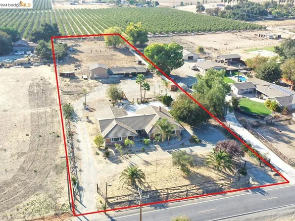 881 Eden Plains Rd, Brentwood, CA 94513