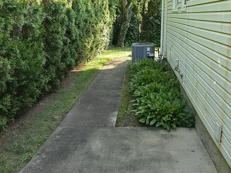 Starke Ave — Photo 5