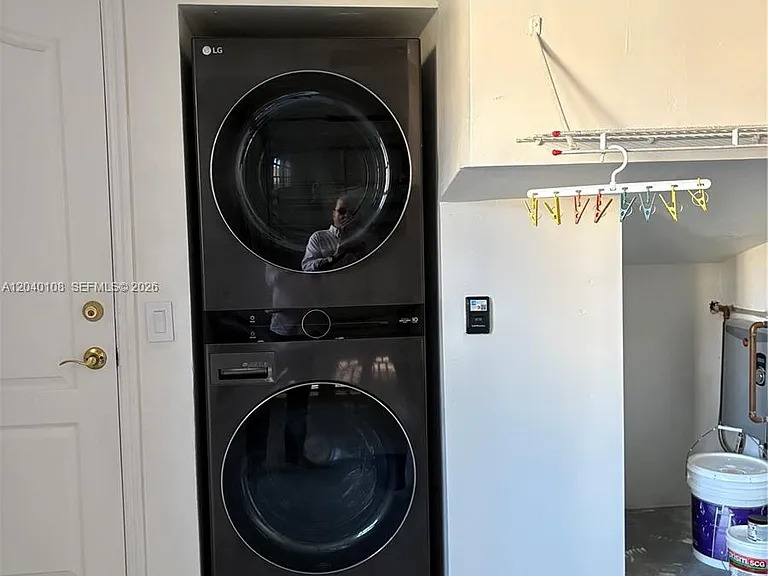 18410 NE 30th Ave #18410 — Photo 38