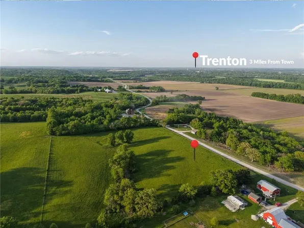 SW 30th Ave, Trenton, MO 64683