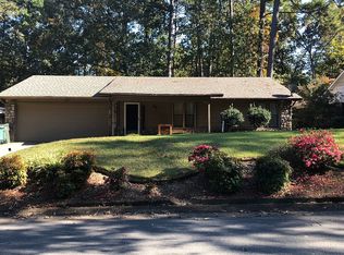 11007 Lemoncrest Ln, Little Rock, AR 72210