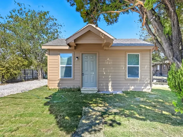 8708 Ronnie St, White Settlement, TX 76108