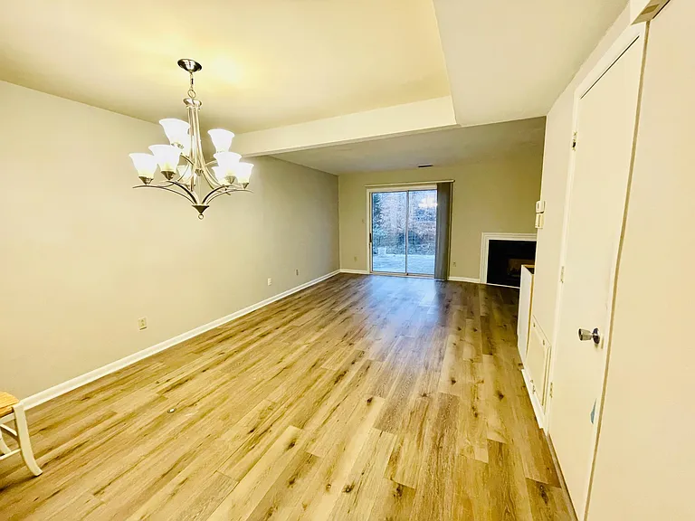 2805 Heathstead Pl — Photo 10