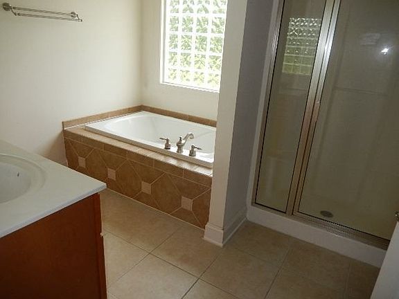 3rd image of 137 W Haven Dr