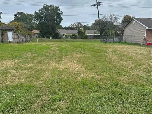 3304 Ole Miss Dr, Kenner, LA 70065