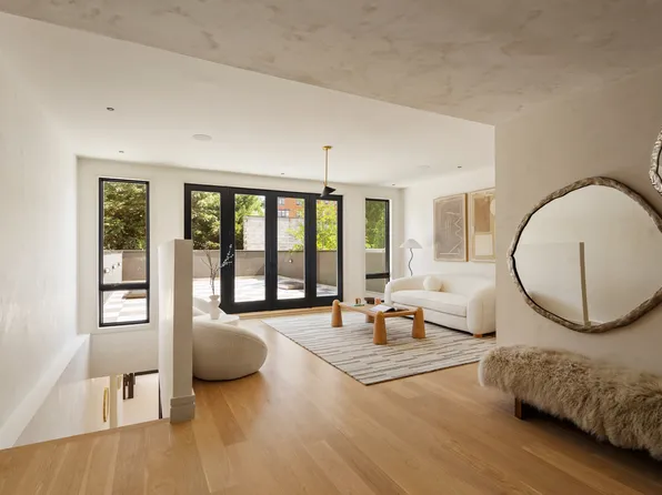 498 Humboldt Street image 5 of 18