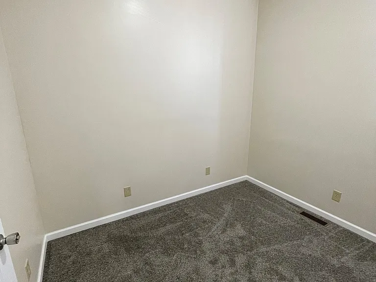317 E 4th St #1 — Photo 6
