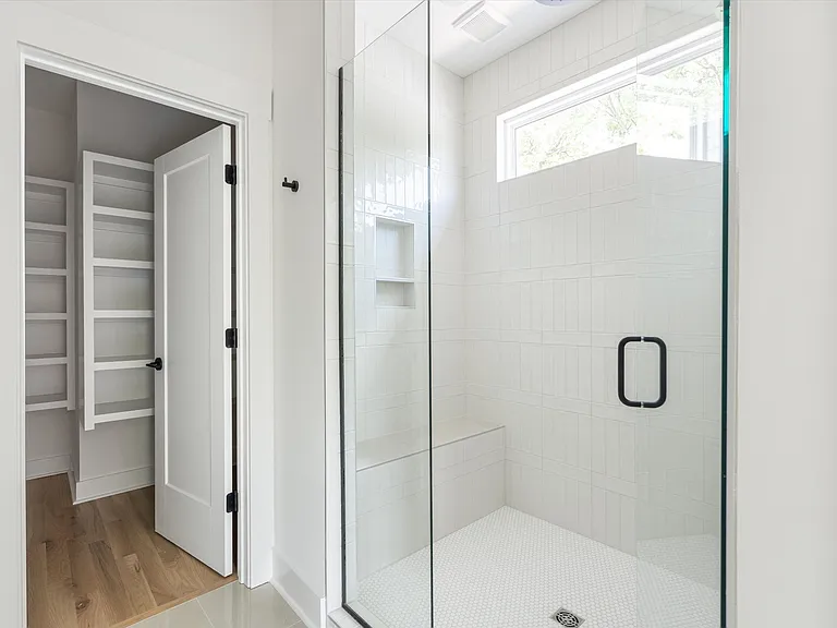 2830 Clifton Ave — Photo 18