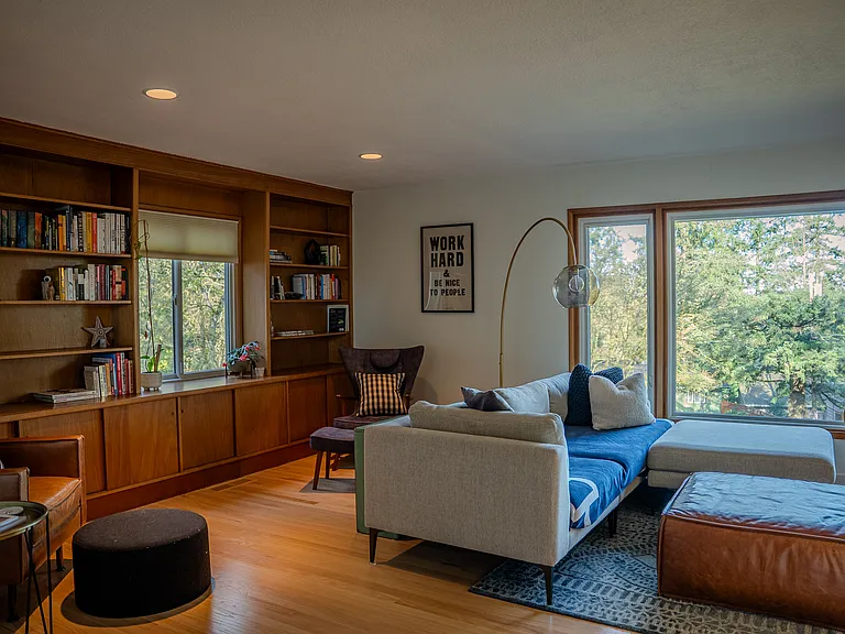 9429 SW 62nd Dr — Photo 8