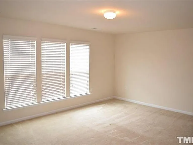 214 Olivet Loop — Photo 13