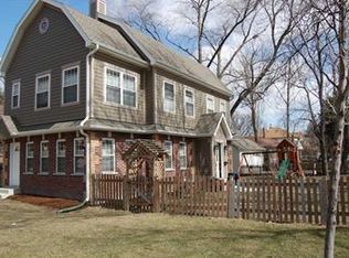 6 E Touhy Ave, Park Ridge, IL 60068