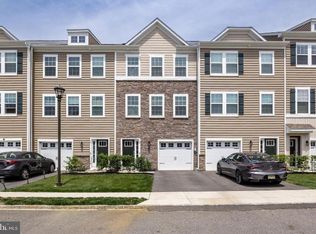48 Rome Way, Mount Laurel, NJ 08054