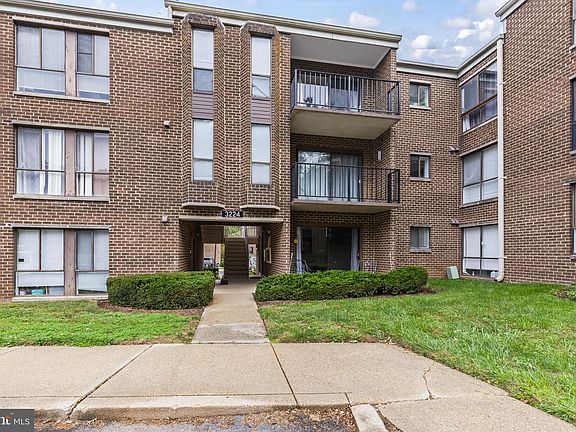 2nd image of 3224 Spartan Rd E #3-6