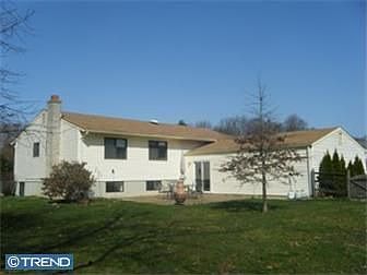 2nd image of 18 Berley Ct