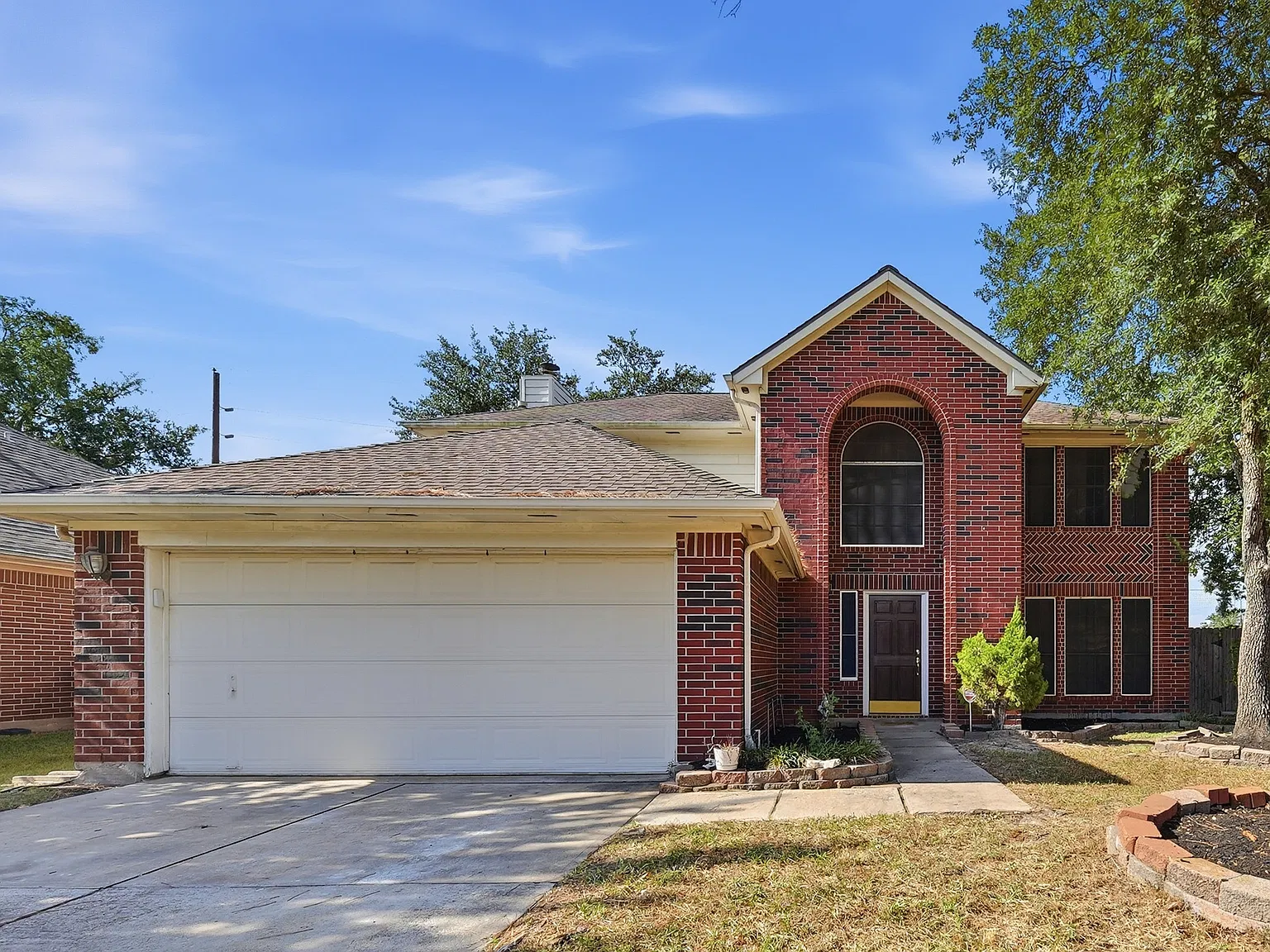 3 bed, 2182 sqft, $2,450 — Photo 1