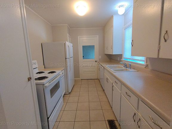 5th image of 1441 S Louisville Ave