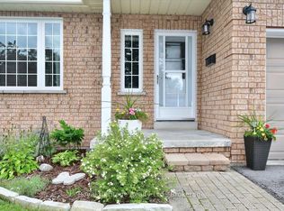 3058 Westridge Blvd, Peterborough, ON K9K2K5