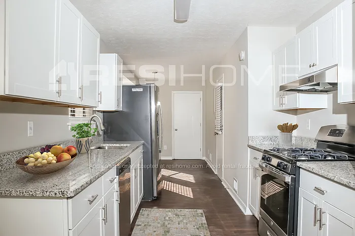 1671 Almand Creek Dr SW — Photo 3