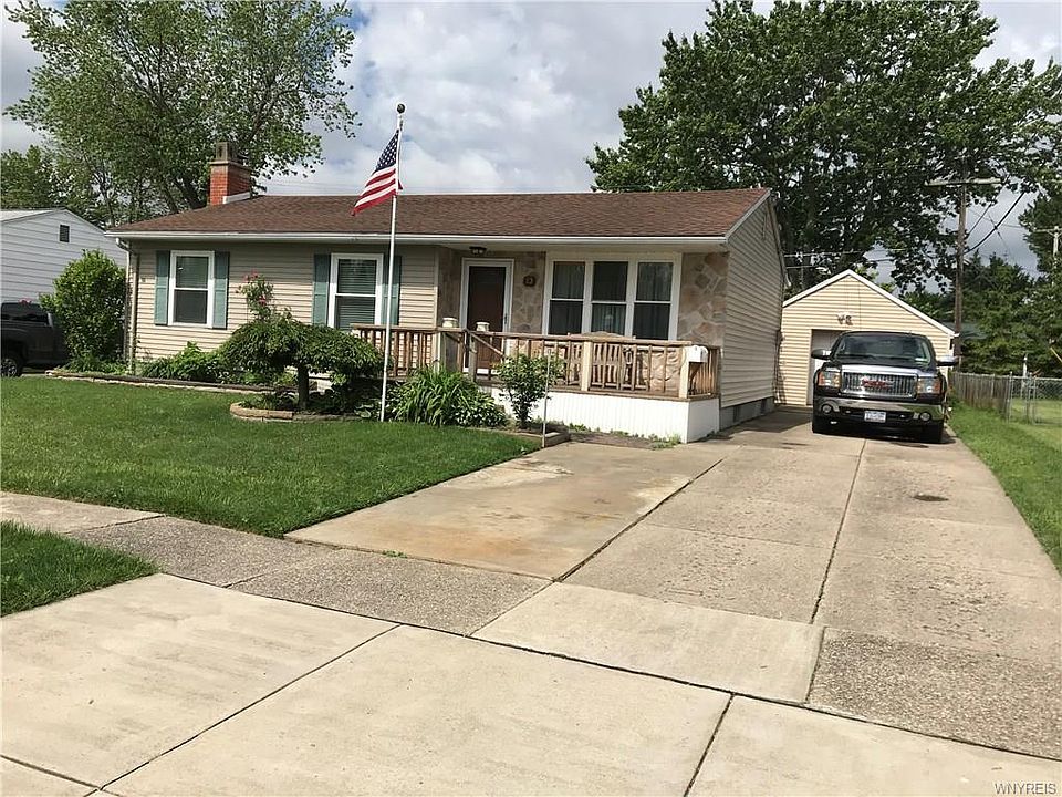 1st image of 23 Rogers Dr