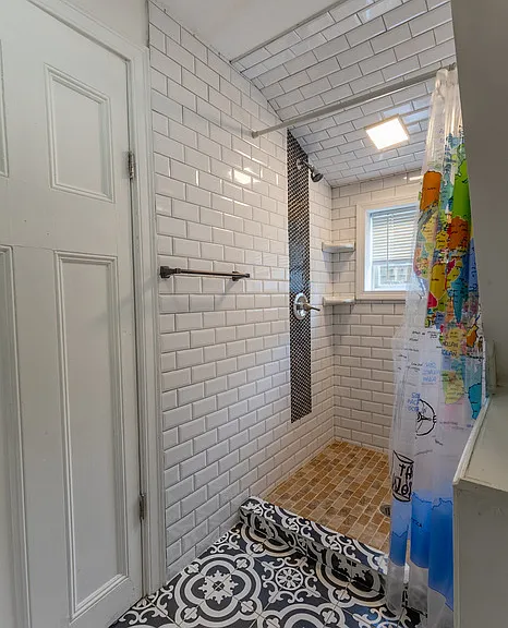 11 Sharon St — Photo 19