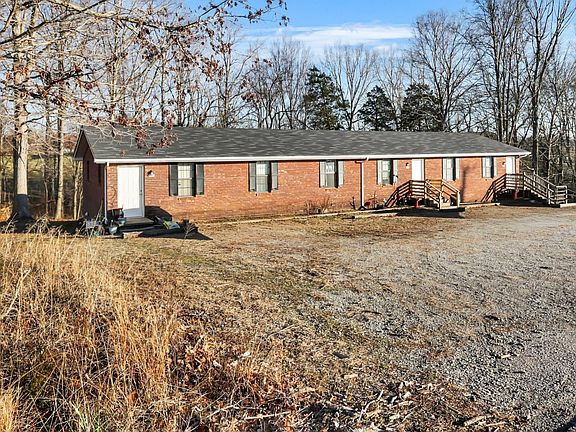 2nd image of 1100 McDaniel Rd