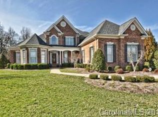 8813 Man Of War Dr, Waxhaw, NC 28173