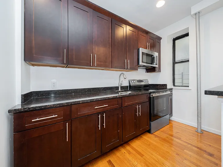 547 W 157th St #6 — Photo 7