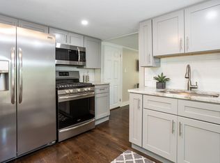 34 Plumtree Rd, Springfield, MA 01118