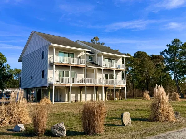 7516 Doe Bay Ln, Chincoteague, VA 23336