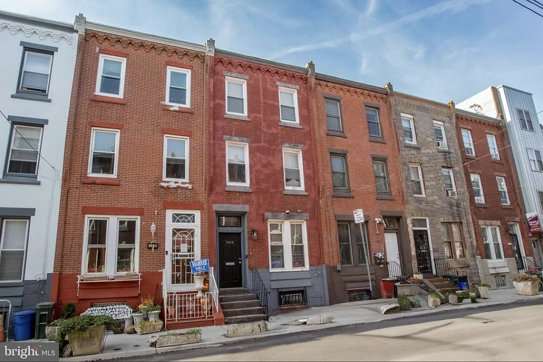 1814 North Bouvier Street — Photo 2